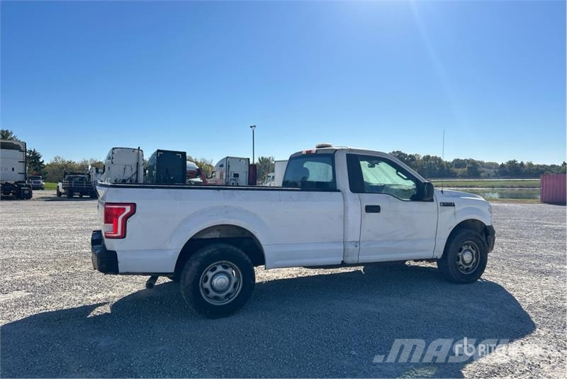 Ford F-150 XL 4x2 Pickup 其他
