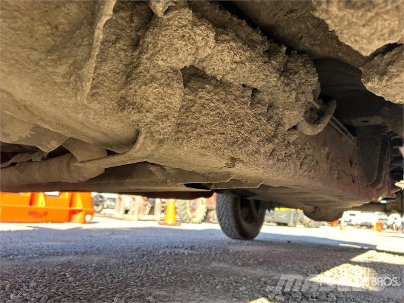 Ford F-150 XL 4x2 Pickup 其他