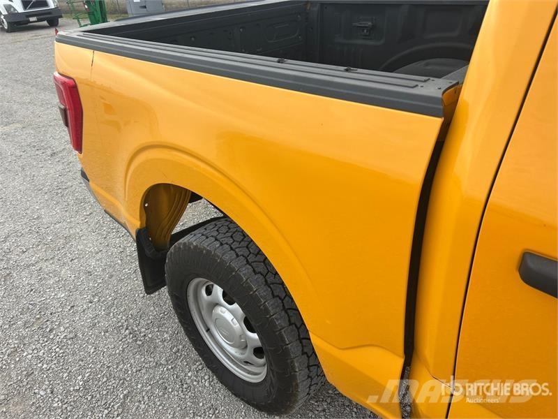Ford F-150 XL 4x4 Crew Cab Pickup Citi