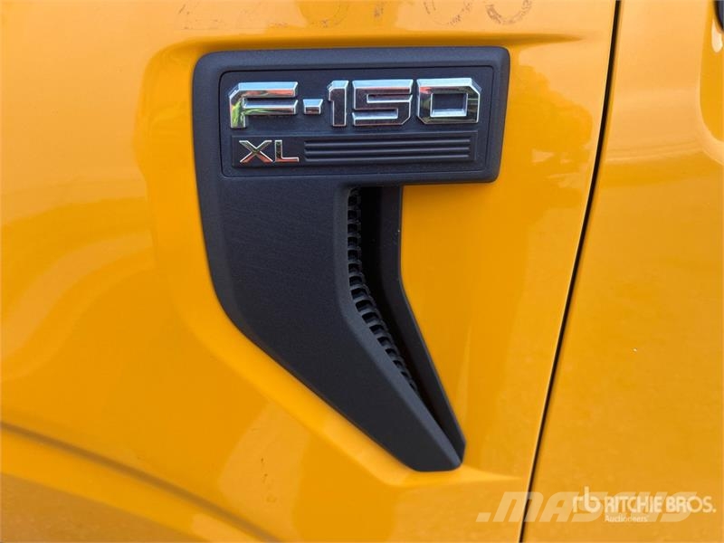 Ford F-150 XL 4x4 Crew Cab Pickup Citi
