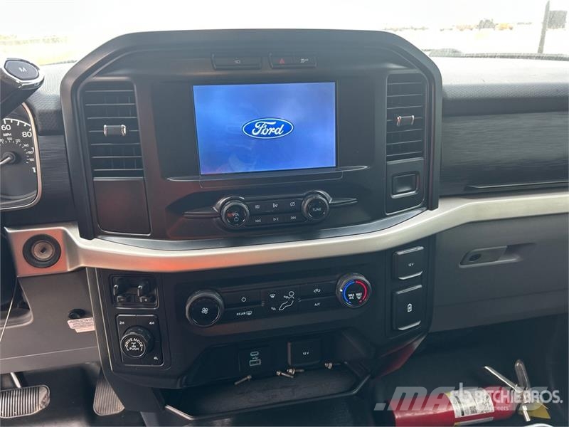 Ford F-150 XL 4x4 Crew Cab Pickup Citi