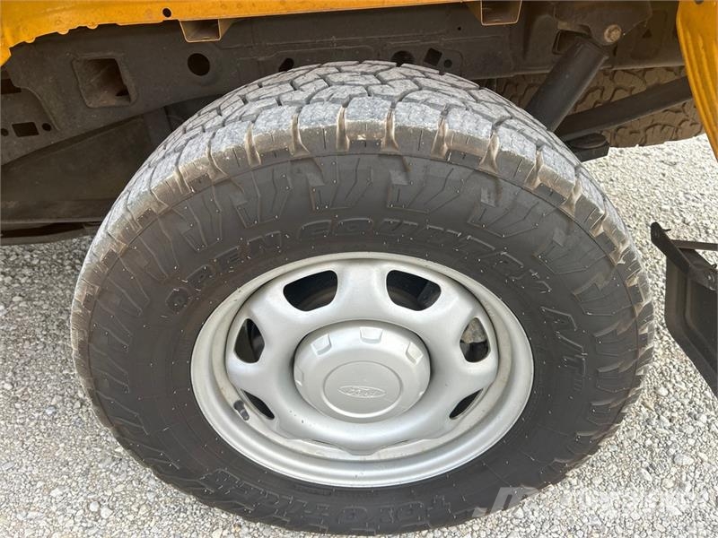 Ford F-150 XL 4x4 Crew Cab Pickup Citi
