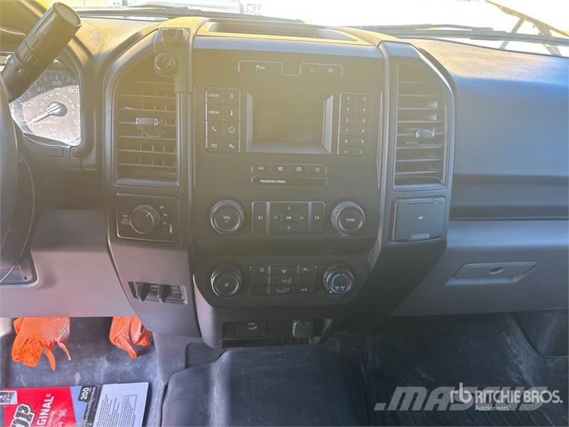 Ford F-150 XL 4x4 Crew Cab Pickup Muut autot