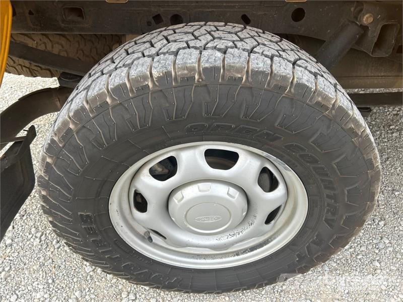 Ford F-150 XL 4x4 Crew Cab Pickup Citi