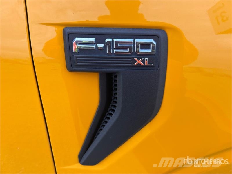 Ford F-150 XL 4x4 Crew Cab Pickup Citi
