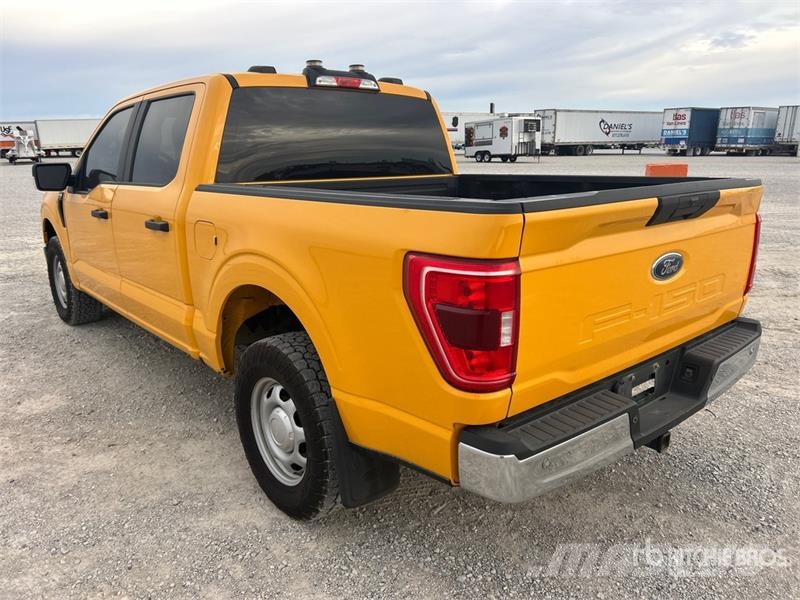 Ford F-150 XL 4x4 Crew Cab Pickup Citi