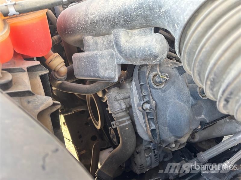 Ford F-150 XL 4x4 Extended Cab Pickup Drugi
