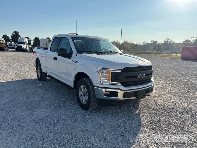 Ford F-150 XL 4x4 Extended Cab Pickup Drugi