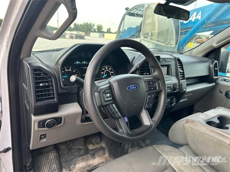 Ford F-150 XL 4x4 Extended Cab Pickup 기타