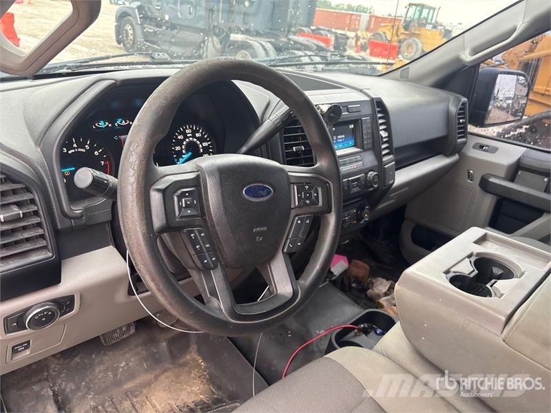 Ford F-150 XL 4x4 Extended Cab Pickup 기타