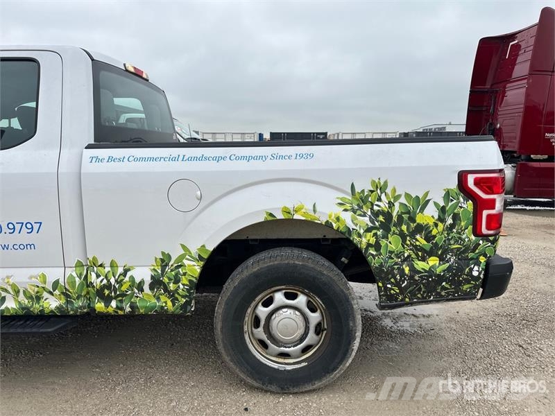 Ford F-150 XL 4x4 Extended Cab Pickup Ostalo