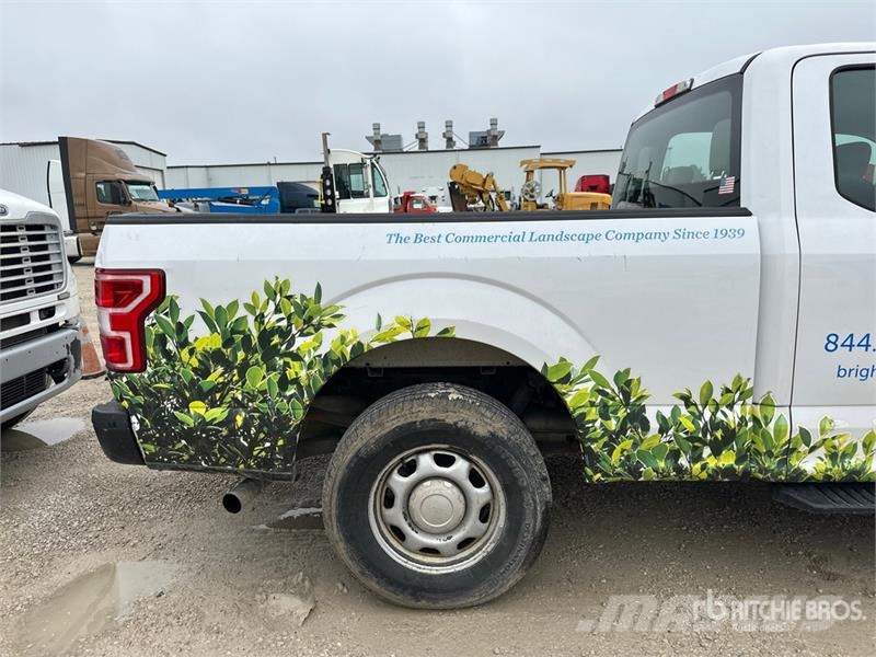 Ford F-150 XL 4x4 Extended Cab Pickup Ostalo