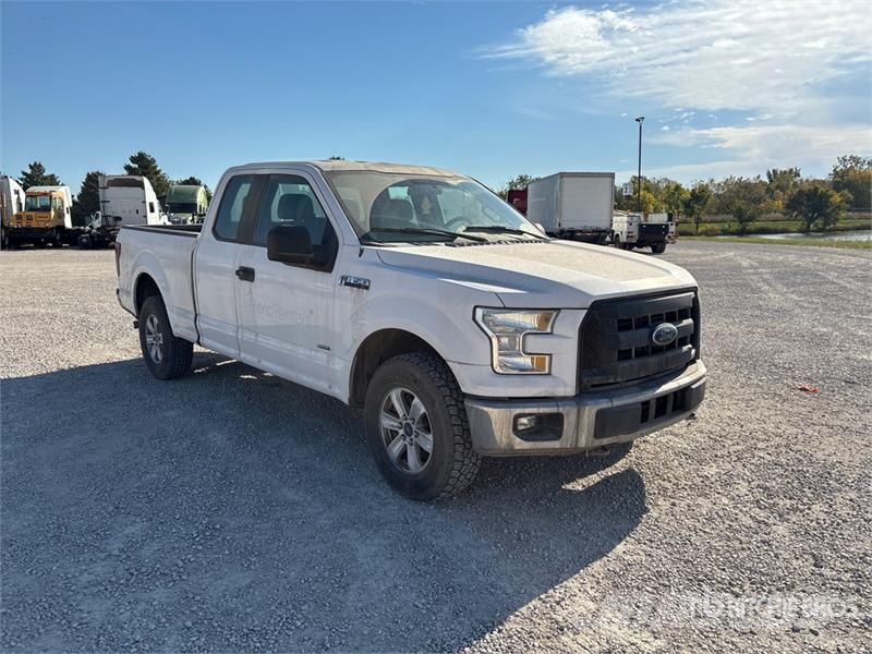 Ford F-150 XL 4x4 Extended Cab Pickup Furgoni altro