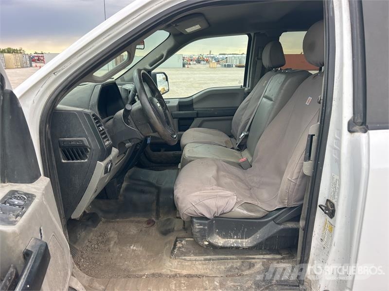 Ford F-150 XL 4x4 Extended Cab Pickup Andere Transporter