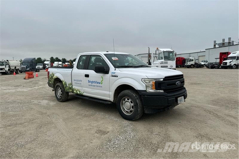 Ford F-150 XL 4x4 Extended Cab Pickup Ostalo
