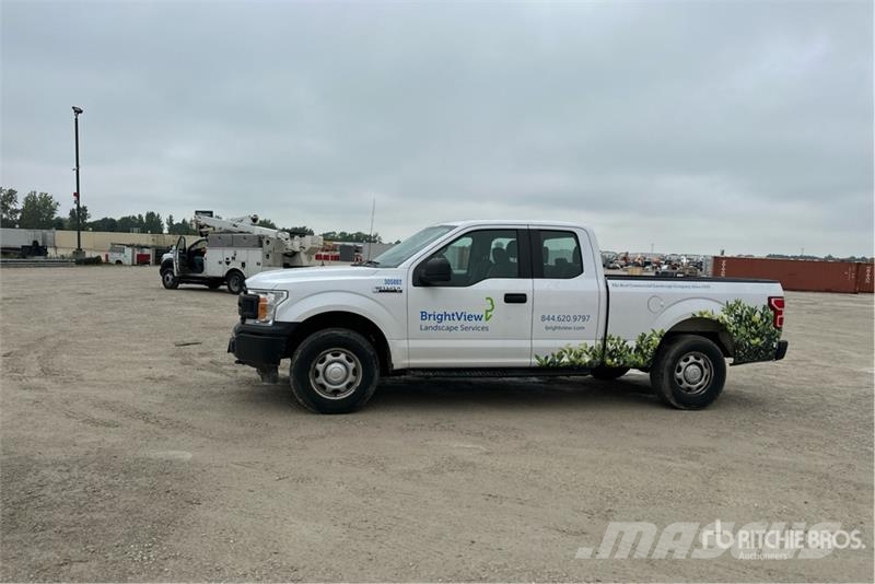 Ford F-150 XL 4x4 Extended Cab Pickup Ostalo