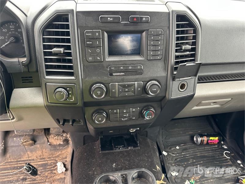 Ford F-150 XL 4x4 Extended Cab Pickup Ostalo