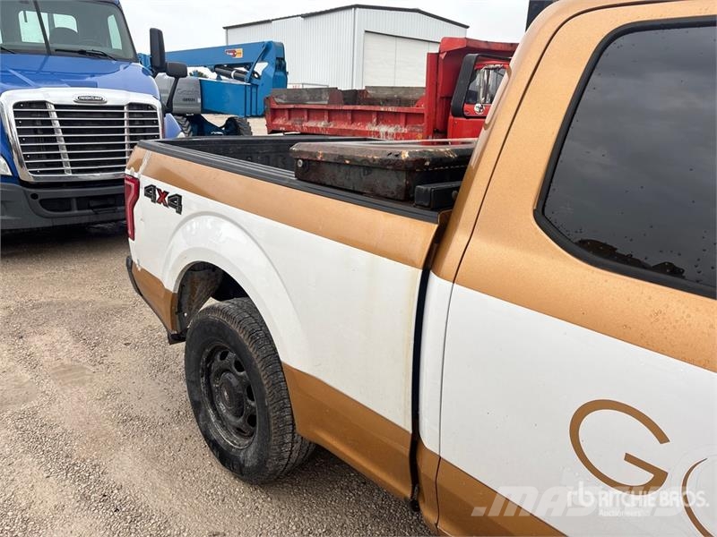 Ford F-150 XL 4x4 Extended Cab Pickup 기타