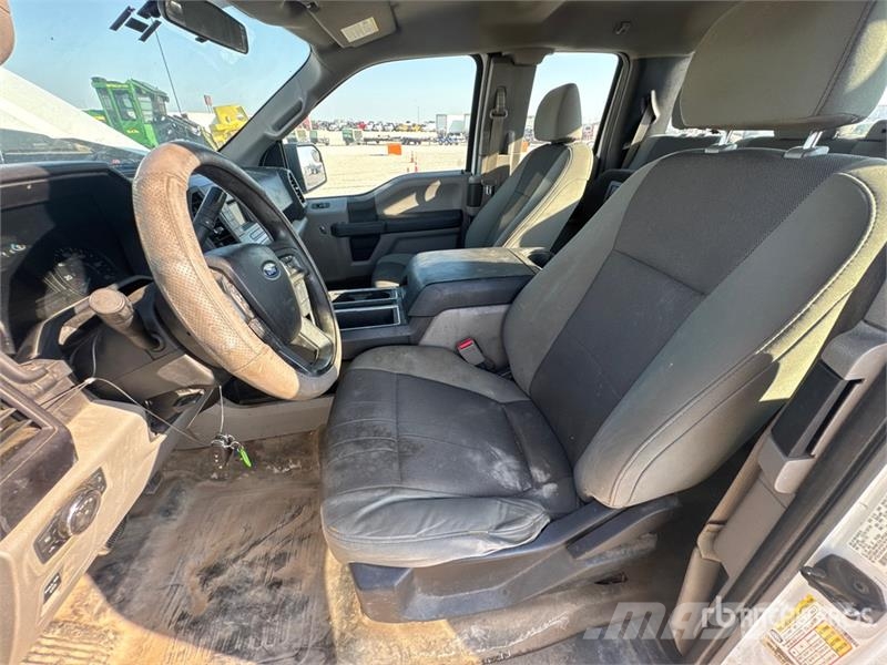 Ford F-150 XL 4x4 Extended Cab Pickup Andere Transporter