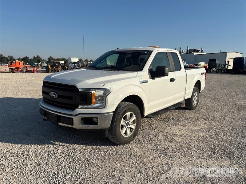 Ford F-150 XL 4x4 Extended Cab Pickup Drugi
