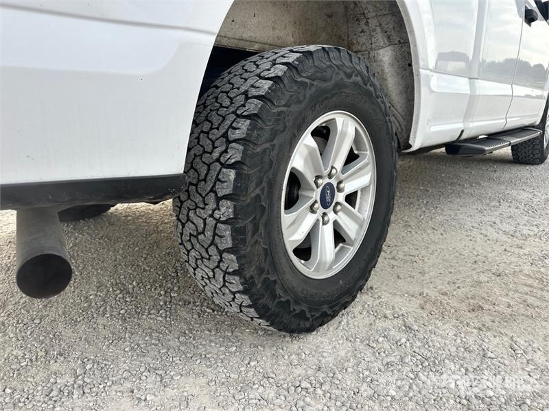 Ford F-150 XL 4x4 Extended Cab Pickup 기타