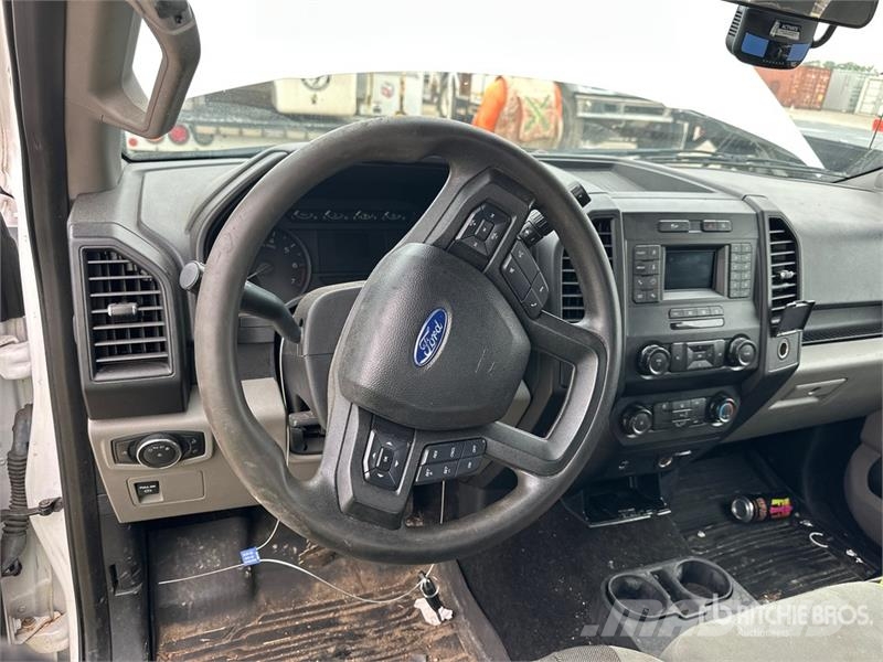 Ford F-150 XL 4x4 Extended Cab Pickup Ostalo