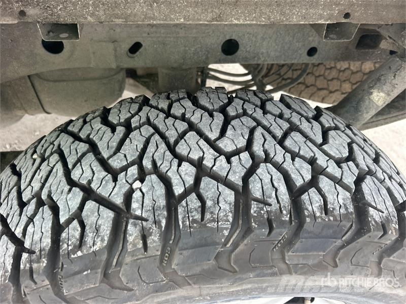 Ford F-150 XL 4x4 Extended Cab Pickup Andere Transporter