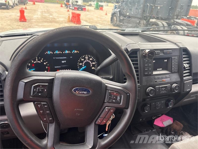 Ford F-150 XL 4x4 Extended Cab Pickup 기타