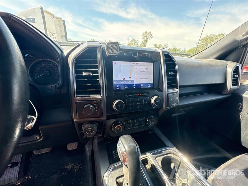 Ford F-150 XLT 4x4 Crew Cab Pickup 其他