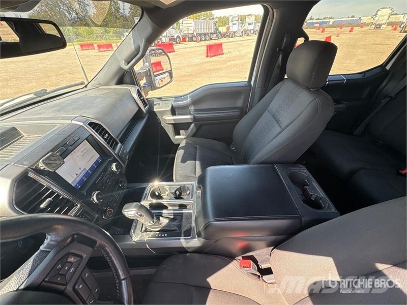Ford F-150 XLT 4x4 Crew Cab Pickup 其他