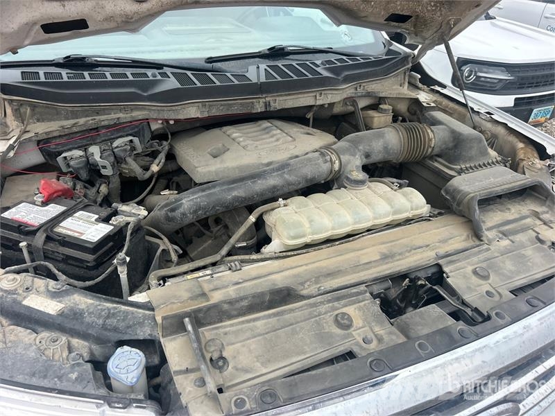 Ford F-150 XLT 4x4 Crew Cab Pickup その他