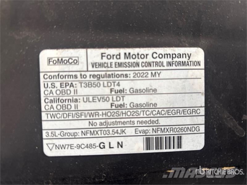 Ford F-150 XLT 4x4 Crew Cab Pickup Egyéb