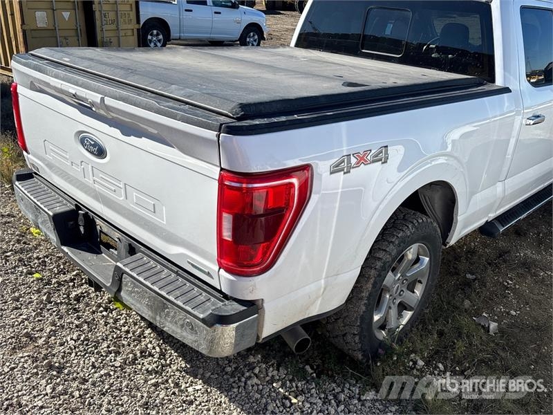 Ford F-150 XLT 4x4 Crew Cab Pickup Drugi