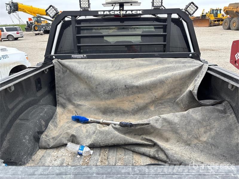 Ford F-150 XLT 4x4 Crew Cab Pickup Andere Transporter