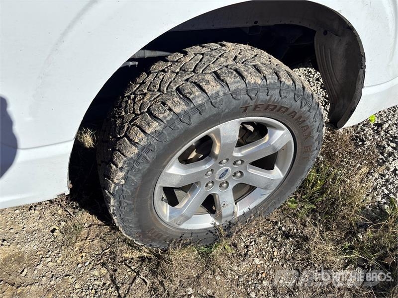 Ford F-150 XLT 4x4 Crew Cab Pickup Drugi