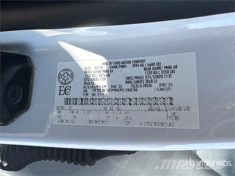 Ford F-150 XLT 4x4 Crew Cab Pickup 其他