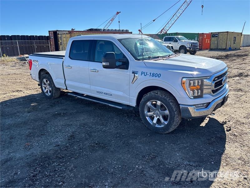 Ford F-150 XLT 4x4 Crew Cab Pickup Drugi