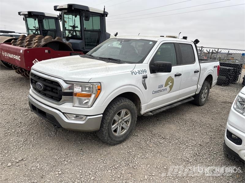 Ford F-150 XLT 4x4 Crew Cab Pickup Andere Transporter