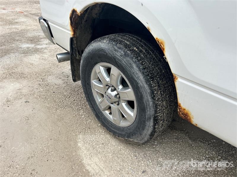Ford F-150 XLT 4x4 Extended Cab Pickup その他
