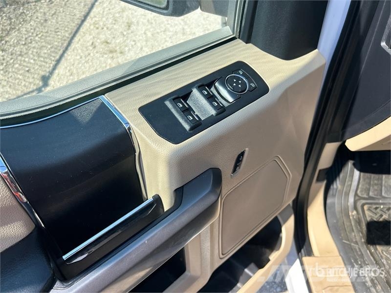 Ford F-150 XLT 4x4 Extended Cab Pickup Інше