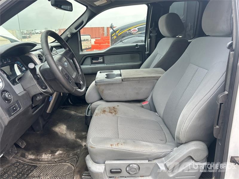 Ford F-150 XLT 4x4 Extended Cab Pickup その他