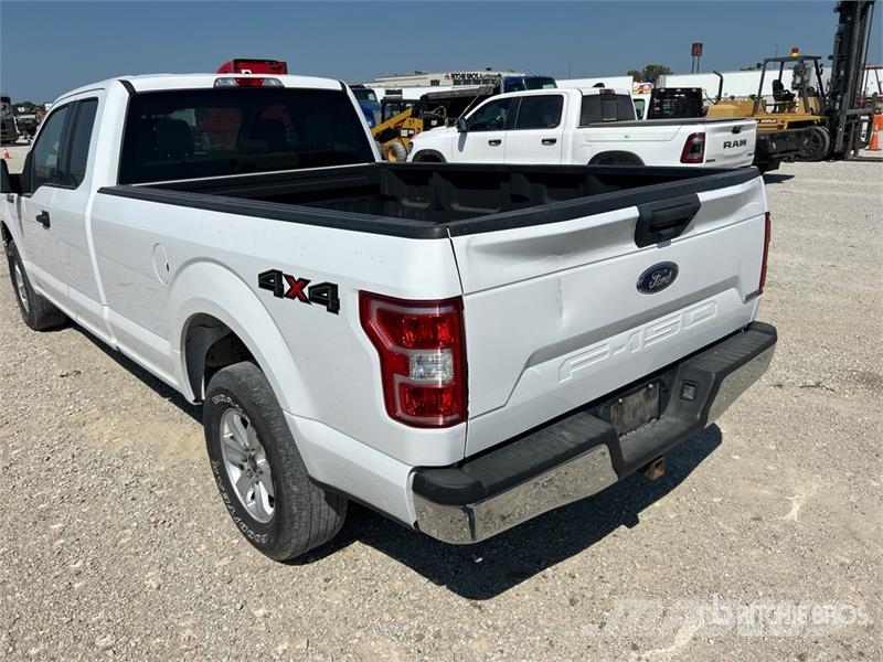 Ford F-150 XLT 4x4 Extended Cab Pickup Інше
