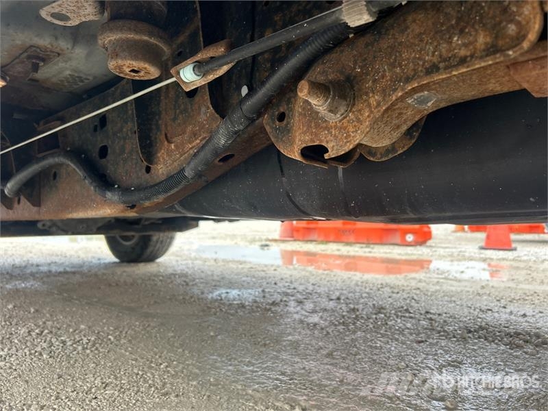 Ford F-150 XLT 4x4 Extended Cab Pickup その他