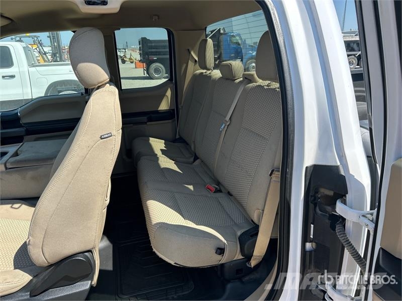 Ford F-150 XLT 4x4 Extended Cab Pickup Інше