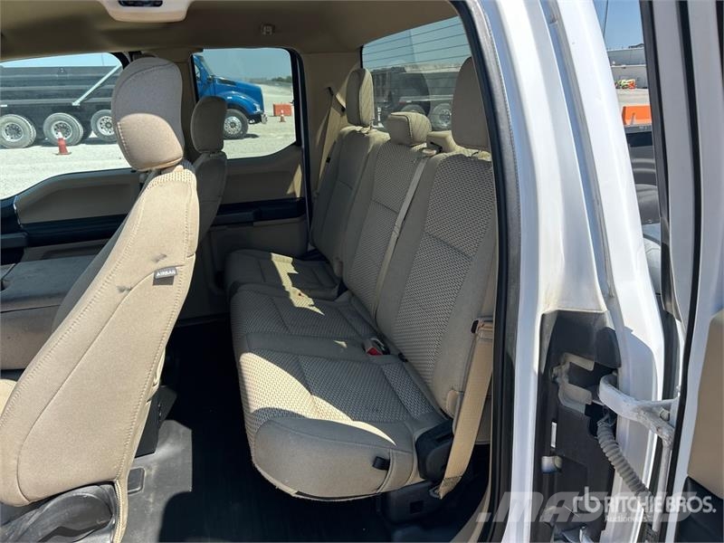 Ford F-150 XLT 4x4 Extended Cab Pickup Інше