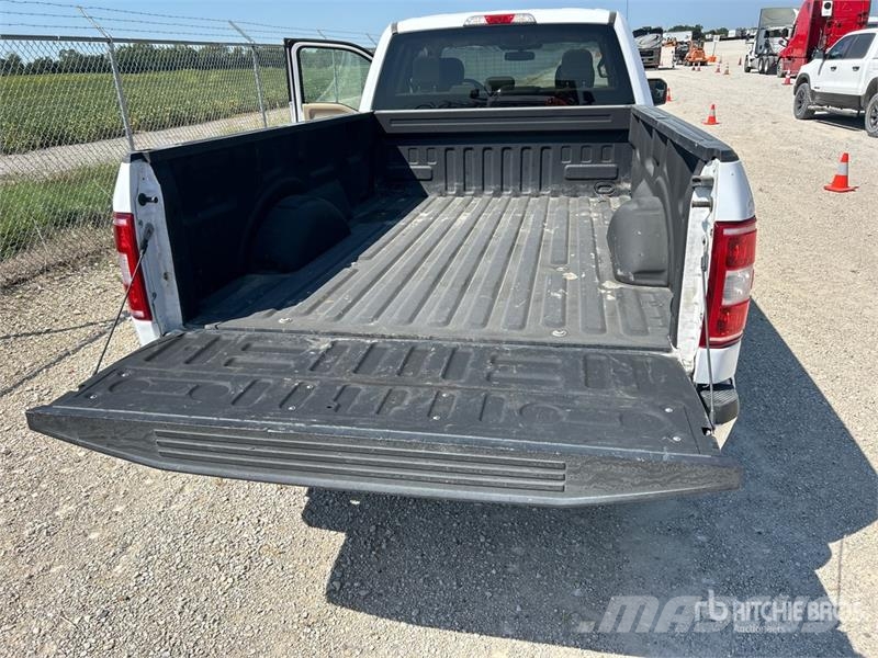 Ford F-150 XLT 4x4 Extended Cab Pickup Інше