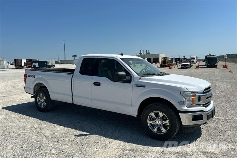 Ford F-150 XLT 4x4 Extended Cab Pickup Інше