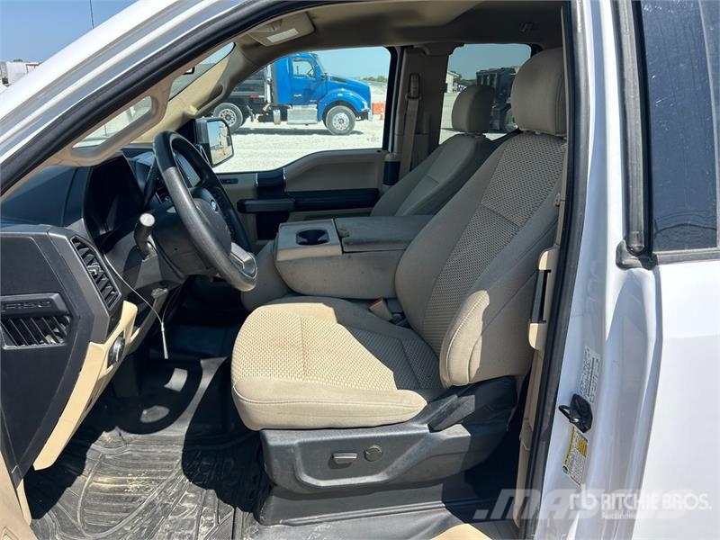 Ford F-150 XLT 4x4 Extended Cab Pickup Інше