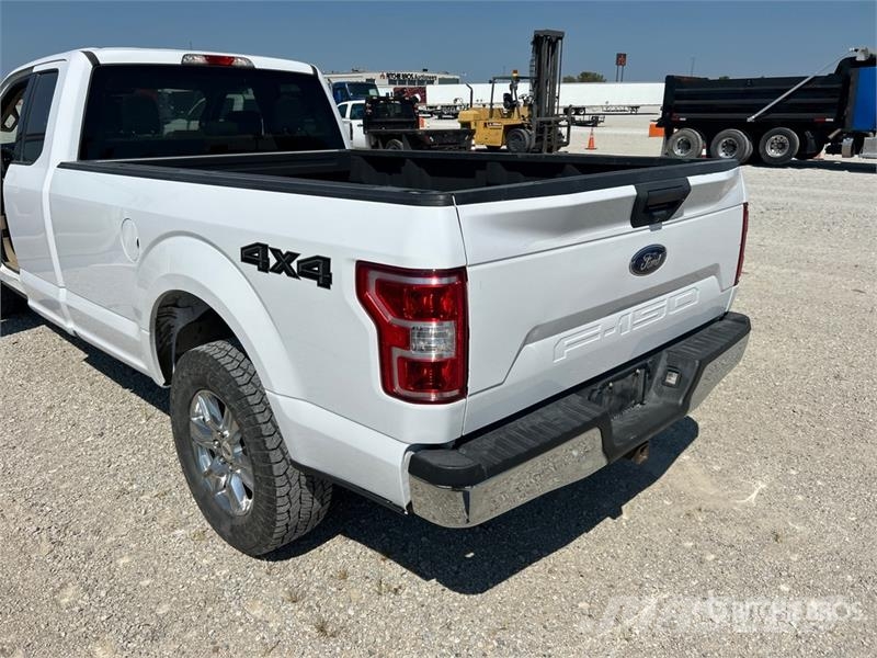 Ford F-150 XLT 4x4 Extended Cab Pickup Інше