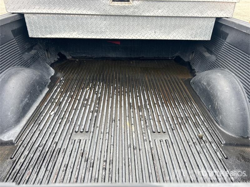 Ford F-150 XLT 4x4 Extended Cab Pickup その他